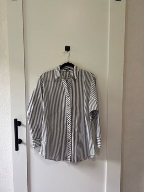GO Silk classic Black & White Vertical Stripe Oversized Casual Button-Down Shirt
